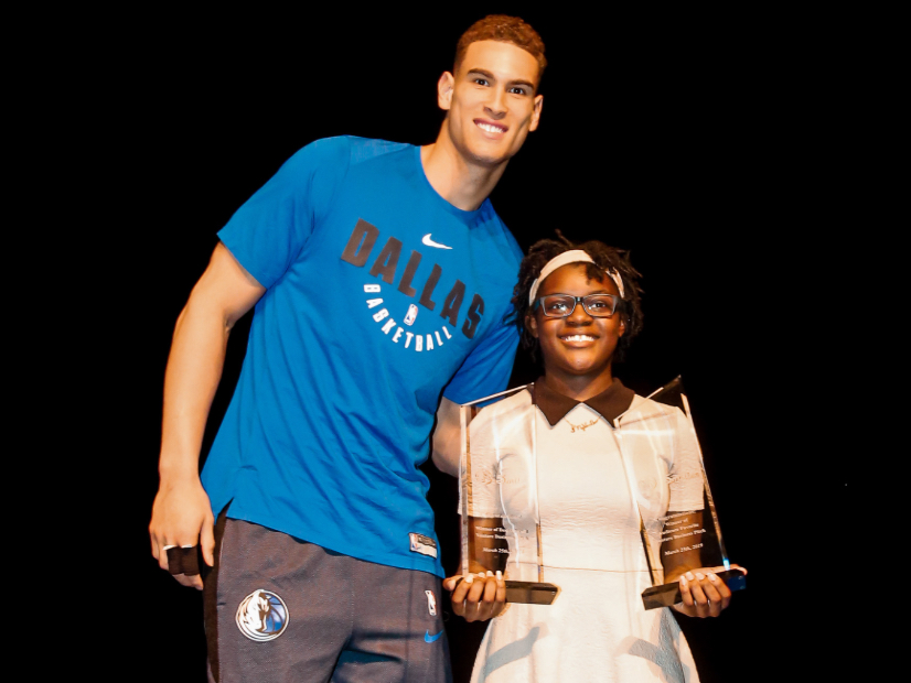 Mavs veteran Dwight Powell serves as guest judge for the Venture-Entrepreneurial Expedition Business Pitch competition presented by 5miles