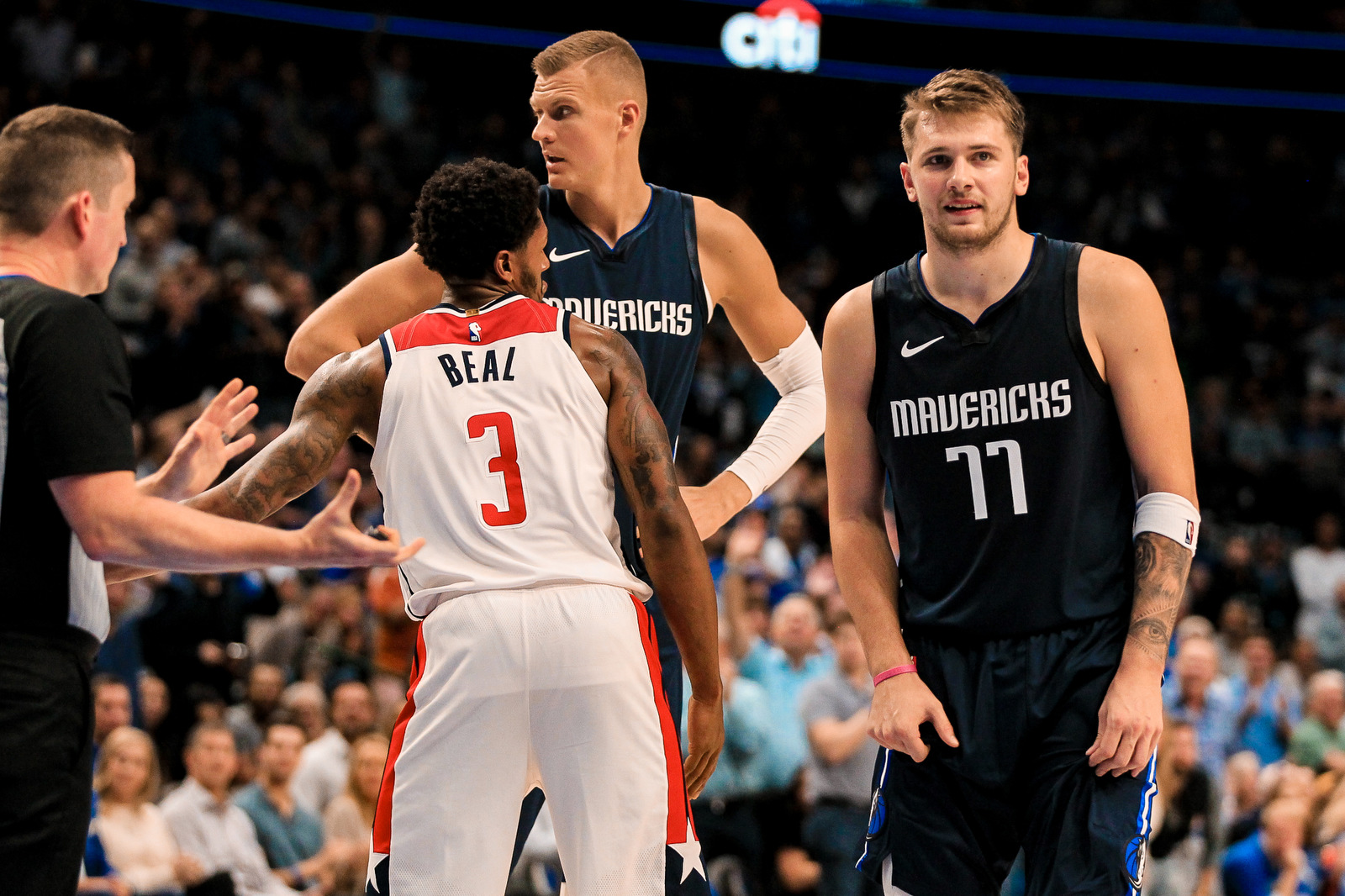 Doncic Porzingis Combine For 57 Points As Mavs Open With 108 100 Victory Over Wizards The
