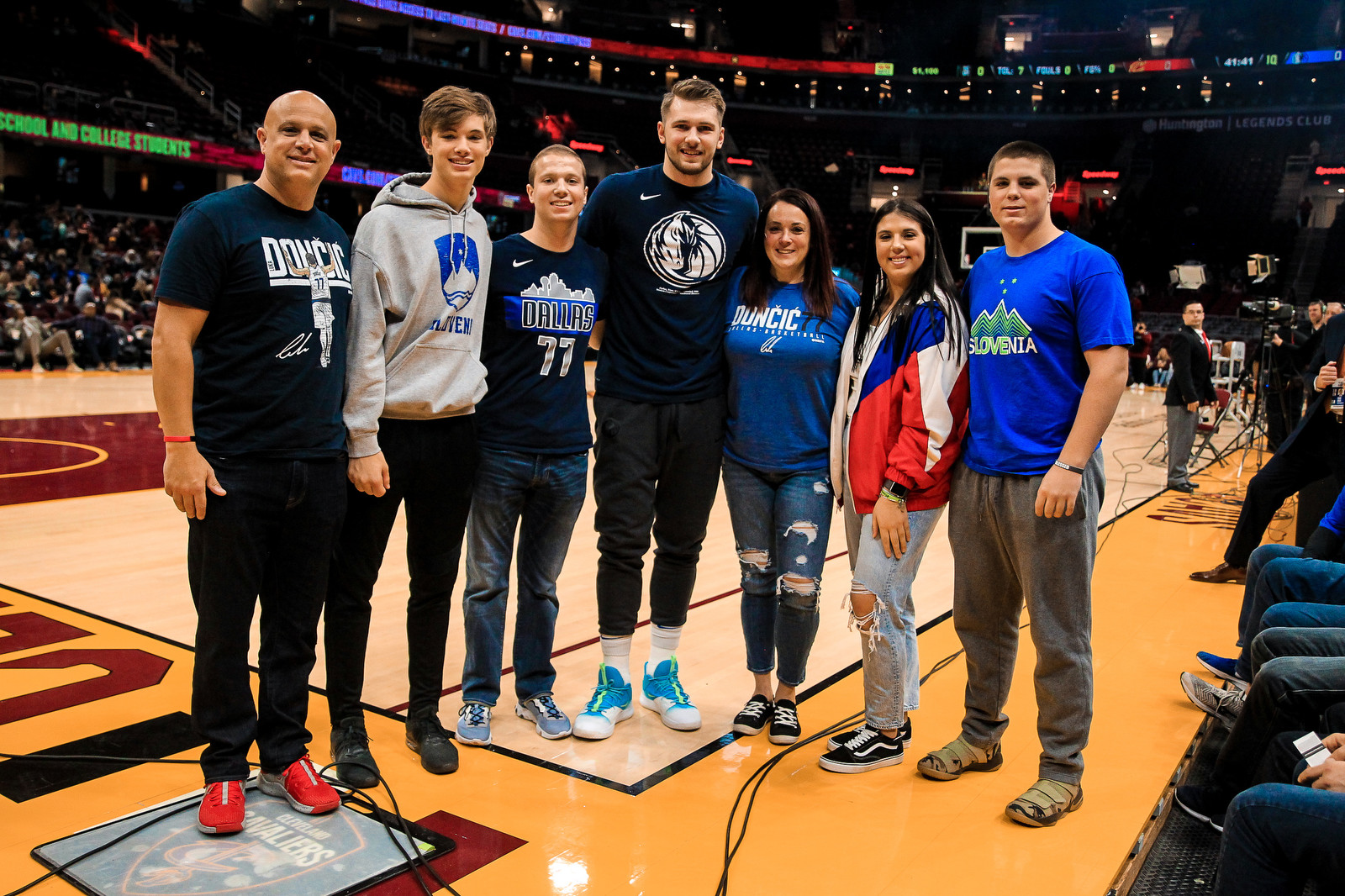 Mavs Luka Doncic Forms Special Bond With Slovenian Fan Diagnosed With Non Hodgkin S Lymphoma