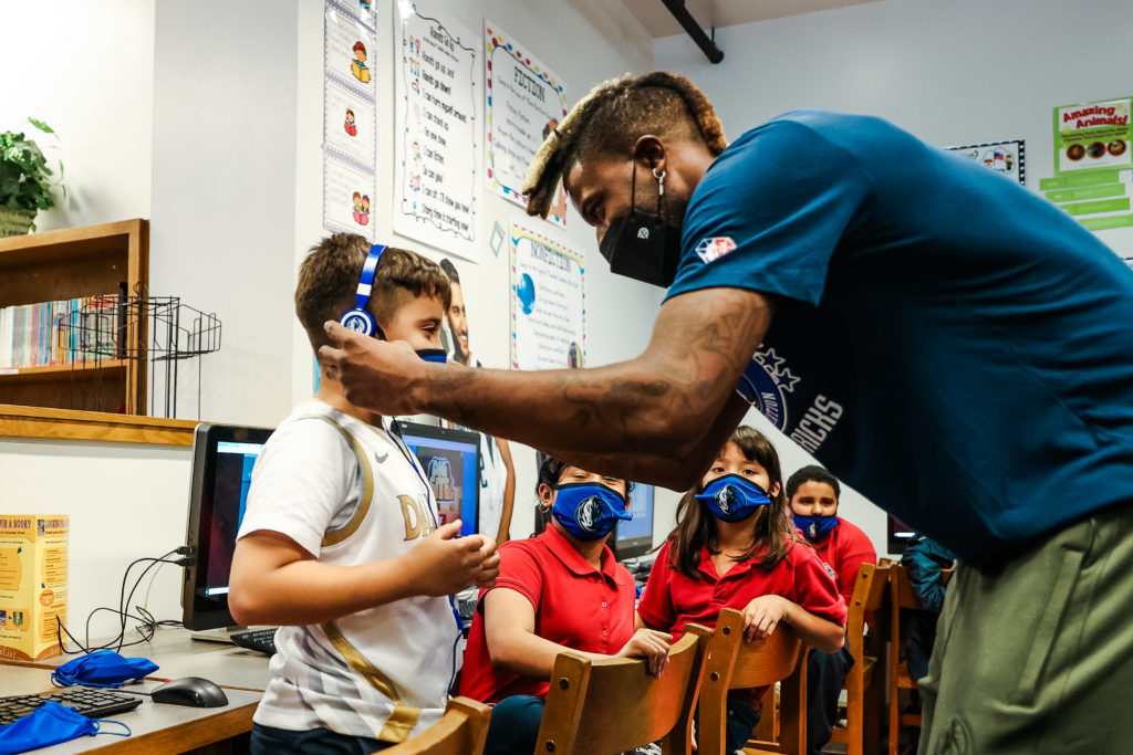 Reggie Bullock, Mavericks Players Share Time, Donations With Dallas-area Children