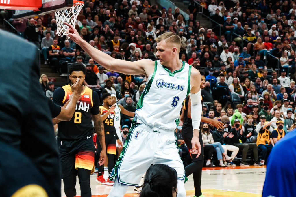 Porzingis Led Impressive Offensive Showing In 132 117 Win Over Blazers The Official Home Of