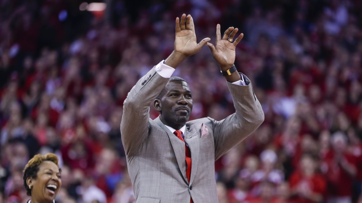 Michael Finley, Shawn Marion on 2022 Hall of Fame ballot; UW set to retire  Finley's jersey - The Official Home of the Dallas Mavericks