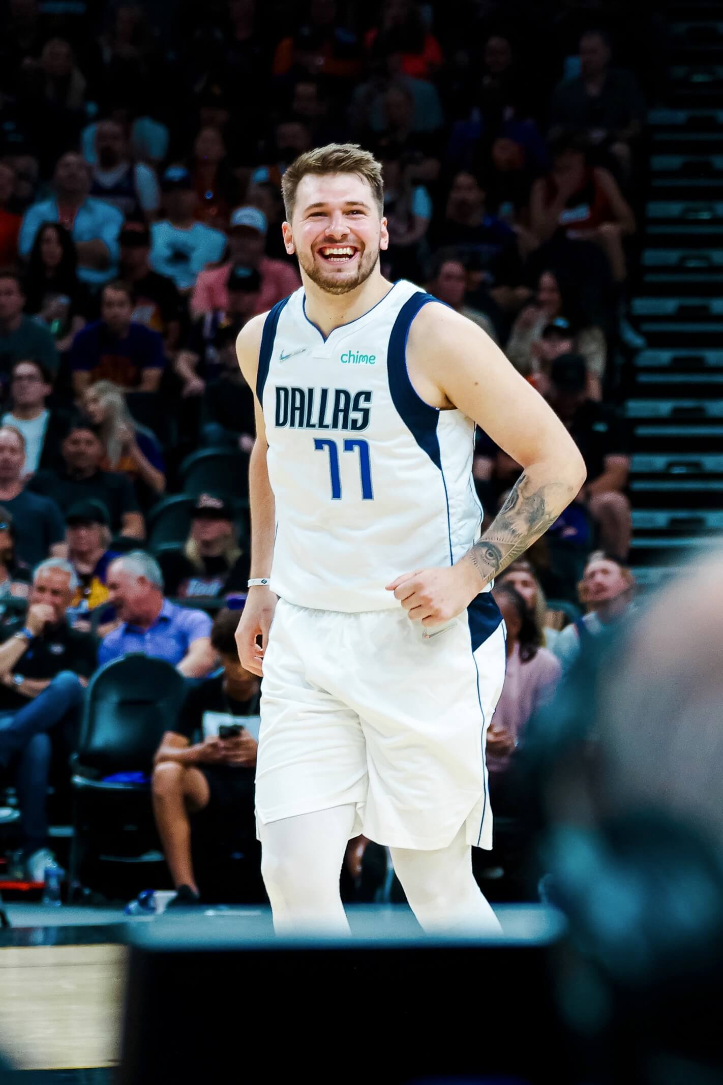 Doncic leads Mavs over Suns 123-90 in Game 7 blowout
