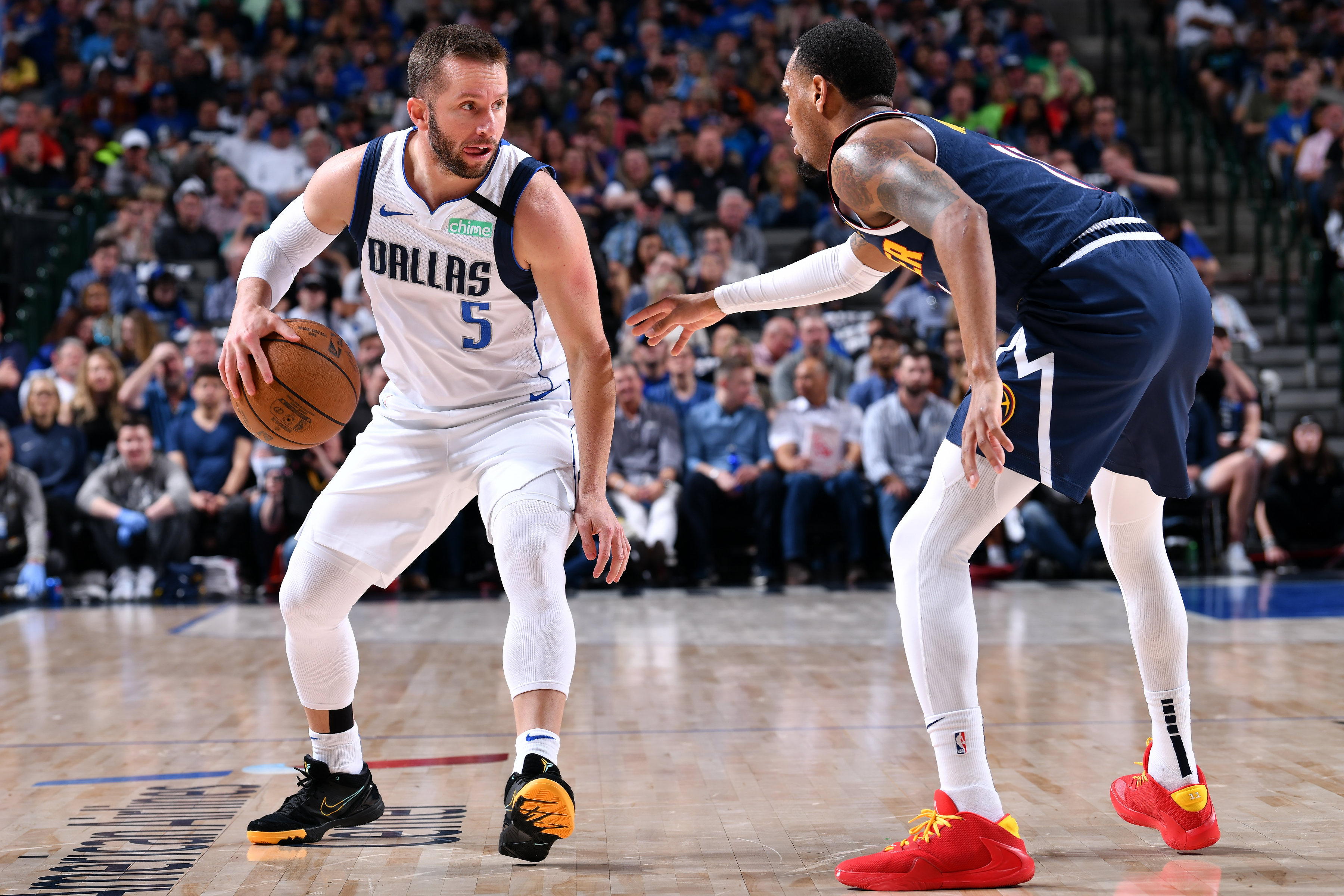 Fan favorite J.J. Barea is glad to be back home with Dallas
